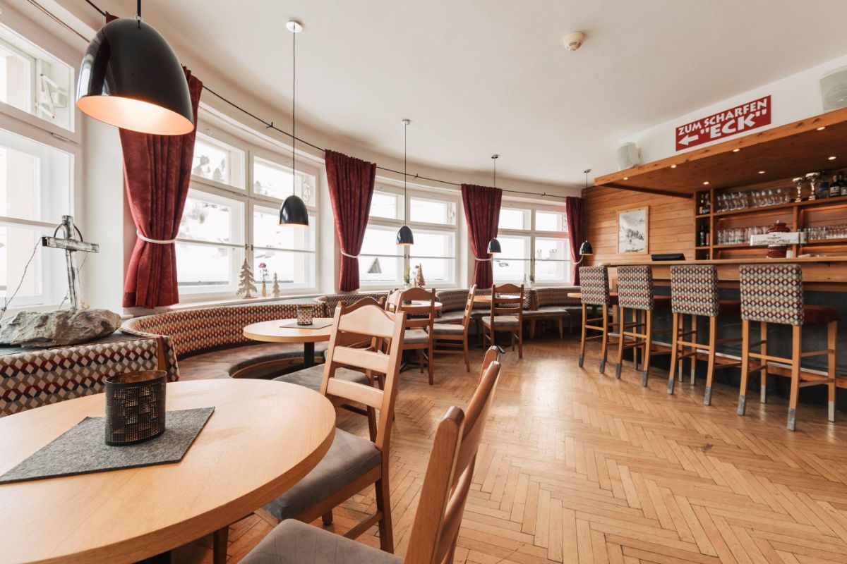 Scharfes Eck Scharfes Eck