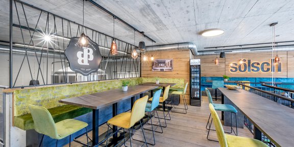 BB-Gastro-Verkostungsbereich-Bar - *Ötztaler Bierkult(ur)