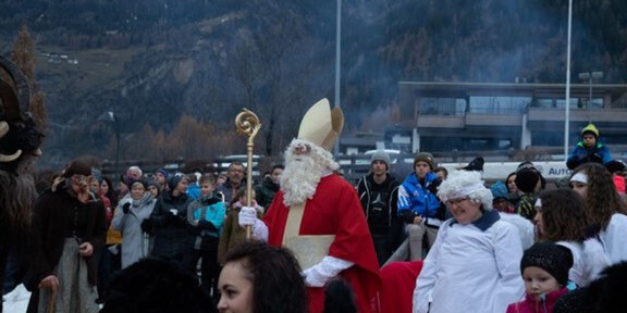 Nikolaus am Christkindlmarkt - Drei Nächte, eine Legende - Der Nikolaus und die Stuib´nfoll Tuifle