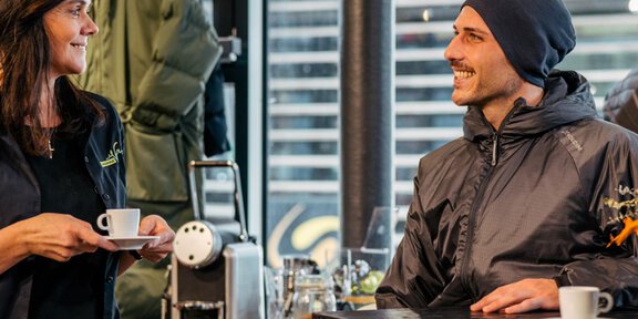 style-sports-glanzer-soelden_espresso - Glanzer Sölden Sports | Shop 15 - Sölden