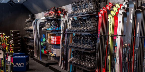 1910 - Sport4You Filiale Giggijoch - Sölden