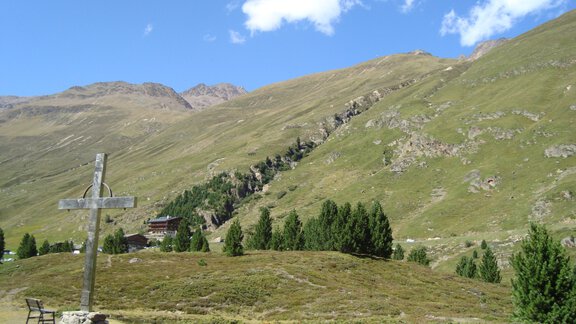 Das alte Kreuz der Wildspitze am Weg nach Rofen - Bianca Klotz