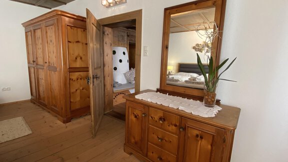 Schlafzimmerbereich - Chalet Ida - Haiming