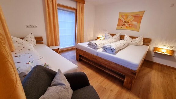 three-bed rooms - Ferienhaus Ambach - Haiming