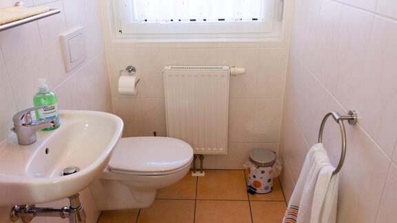 separates WC - Ferienhaus Neurauter - Haiming