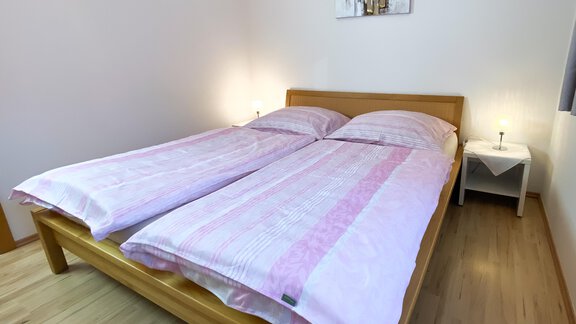 Schlafzimmer 1 - Ferienhaus Neurauter - Haiming