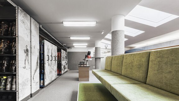 Skiverleih im Haus - SKI | GOLF | WELLNESS Hotel Riml ****S - Hochgurgl