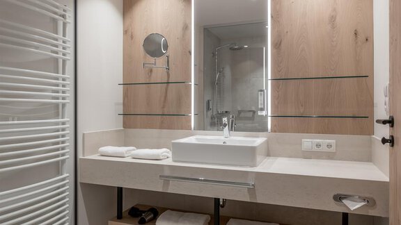Badezimmer Beispiel - Hotel Enzian - Hochsölden