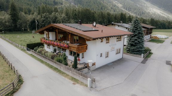 Hausansicht Sommer 3 - Alpenheim Lina - Huben