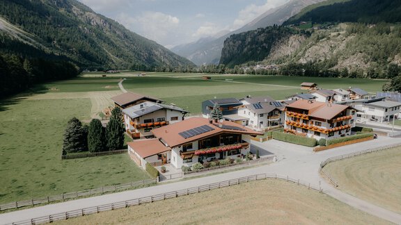 Umgebung Sommer - Alpenheim Lina - Huben