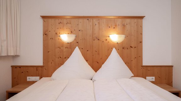 Schlafzimmer1 - Alpenheim Lina - Huben