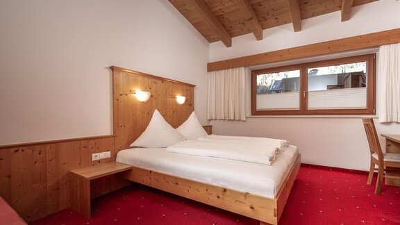 Schlafzimmer 2 - Alpenheim Lina - Huben