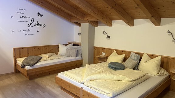 Schlafzimmer Tirol - Apart am Waldrand - Huben