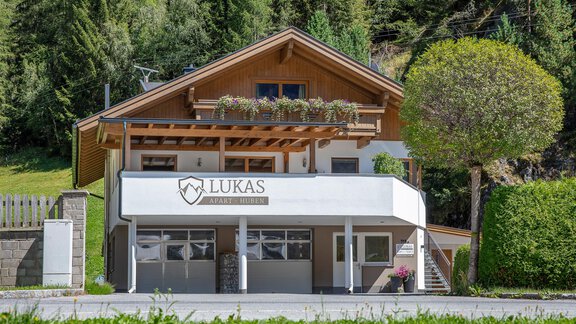 Apart Lukas - Huben