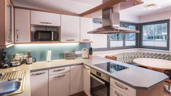 Garten Apart ALFRED Küche - APART Naturcamping Kuprian - Huben