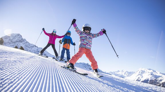 Kinder Skifahren - Appartements Alpenrose - Huben