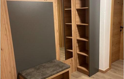 Eingangsbereich mit Garderobe - Egon´s Appartement - Huben