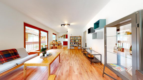 Ferienwohnung-Kathrin-Huben-Wohnzimmer-1 - Ferienwohnung Kathrin - Huben
