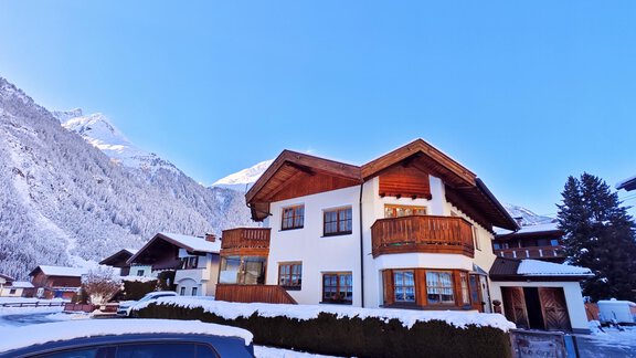 Ferienwohnungen Stabentheiner Winter - Huben