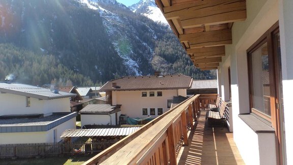Balkon und Aussicht - Haus Thomas - Huben