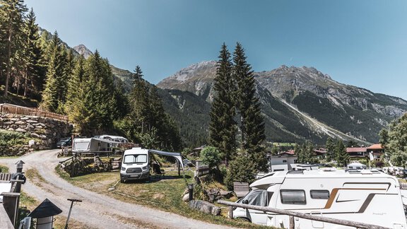 Panorama-Stellplätze Naturcamping Kuprian - Naturcamping Kuprian - Ötztal - Huben