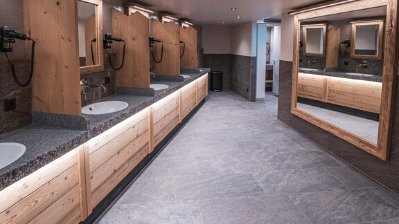 Sanitäranlagen Naturcamping Kuprian Ötztal - Naturcamping Kuprian - Ötztal - Huben