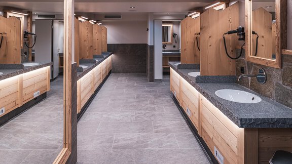 Sanitäranlagen Natur Camping Kuprian Ötztal - Naturcamping Kuprian - Ötztal - Huben