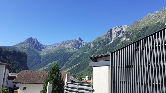 Blick vom Balkon - Apart Alpenland Maurer - Längenfeld