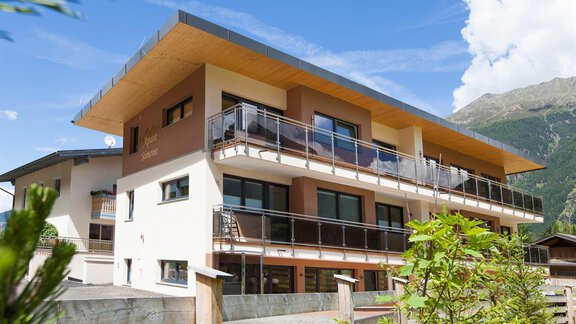 Hausansicht - Apart Stipplerhof - Längenfeld