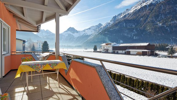 Blick auf die Ötztaler Bergwelt - Apart Sunshine - Längenfeld