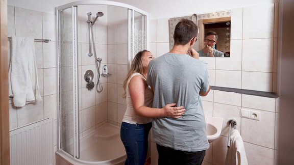 Badezimmer mit Dusche WC - Appartement Alpenea - Längenfeld