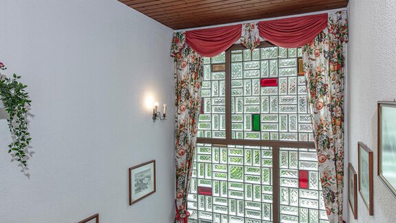 Treppenhaus - Appartement Rosengarten - Längenfeld