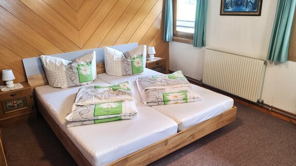 Schlafzimmer 1 - Bauernhaus Auer - Längenfeld
