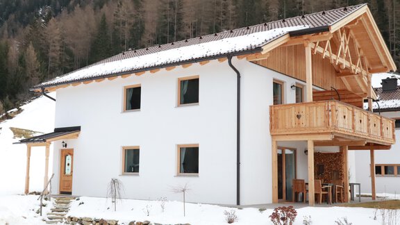 Außenansicht Winter - BrandAlm Apartments - Längenfeld