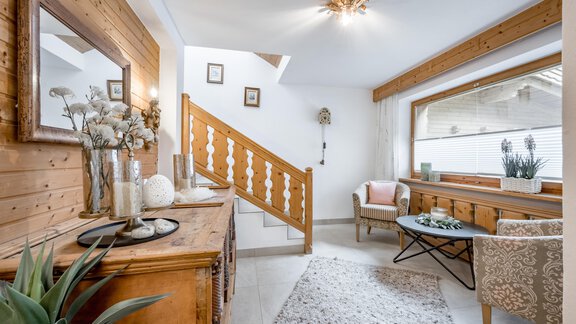 Eingangsbereich mit Garderobe - Chalet Heimatjuwel - Längenfeld