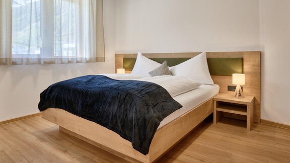 Apartment 01 Schlafzimmer - Das Refugium - Mountain Apartment Ötztal - Längenfeld