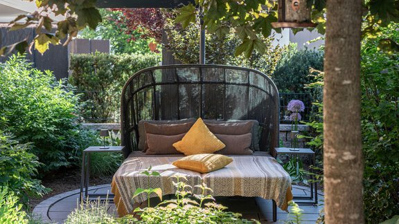 Kuschelliege im LIVING GARDEN - das zeitlos. - Längenfeld