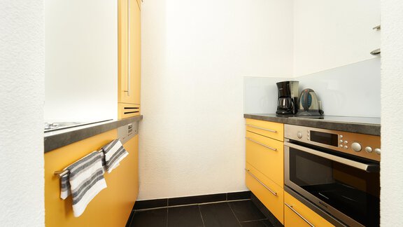 Appartement Herbst - vollausgestattete Küche_ergeb - Ferienwohnungen Vier Jahreszeiten - Längenfeld