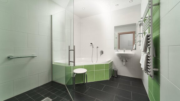 Appartement Frühling - barrierefreies Badezimmer - Ferienwohnungen Vier Jahreszeiten - Längenfeld