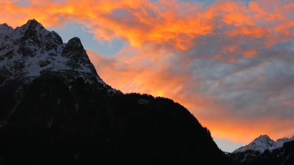 Aussicht mit Alpenglühen - Gästehaus Judith - Längenfeld