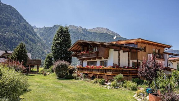 Ansicht - Gästehaus Waltraud - Längenfeld