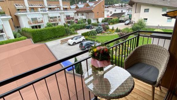 Aussicht Appartement - Gästehaus Waltraud - Längenfeld