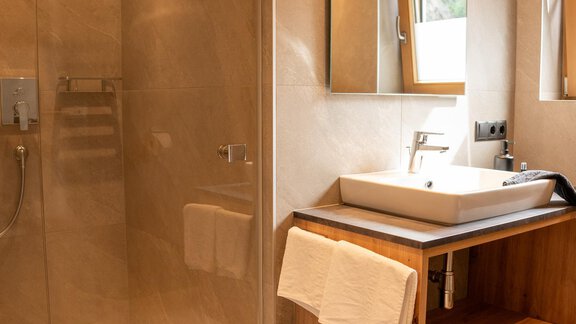 DU/WC - Haus René - Längenfeld