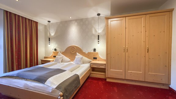 The_Alps_Zimmer - Hotel Stern - Längenfeld