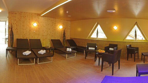 LiegeraumPano1 - Hotel zum Hirschen - Längenfeld