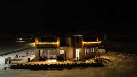 Hausansicht Nacht - Alp Apart Niederthai - Niederthai