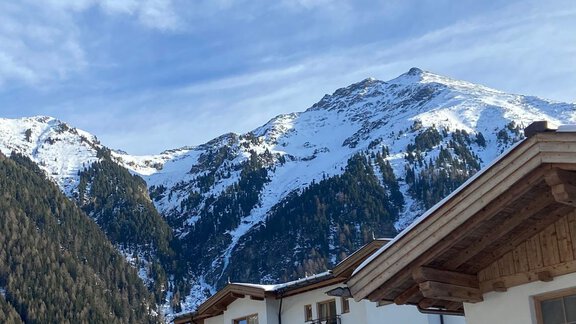 Blick auf die beeindruckende Bergwelt - Apart Resi - Niederthai