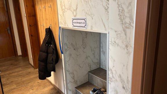 Garderobe/Schuhparkplatz - Apart Resi - Niederthai