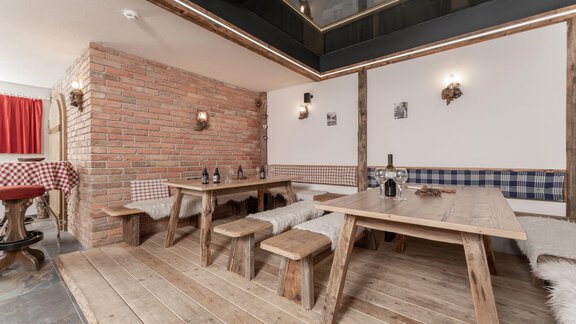 Weinkeller_ergebnis - Aparthotel Ambiente - serviced house - Niederthai