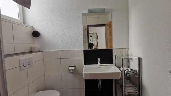Badezimmer - Appartement Falkner Manuel - Niederthai